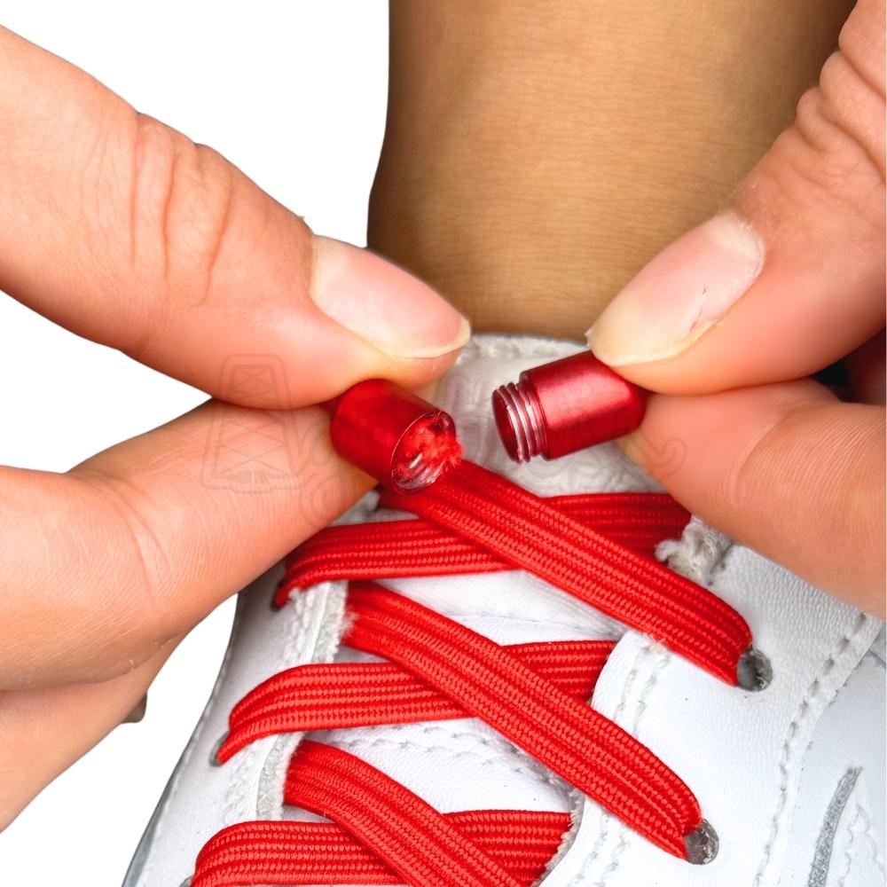 Elastische veters zonder strikken plat 7mm capsule sluiting rood detailfoto van hoe de sluiting werkt