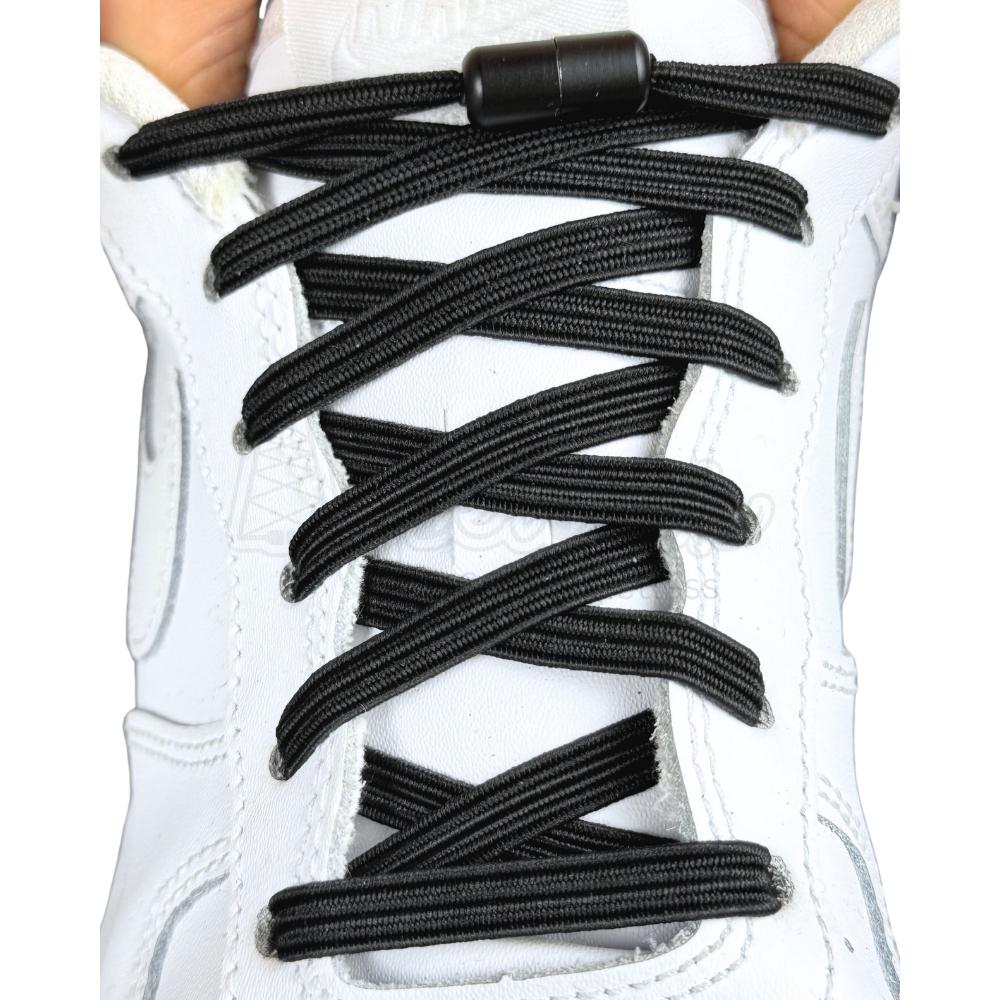 Elastische veters zonder strikken plat 7mm capsule sluiting zwart met stretch uitgerekt