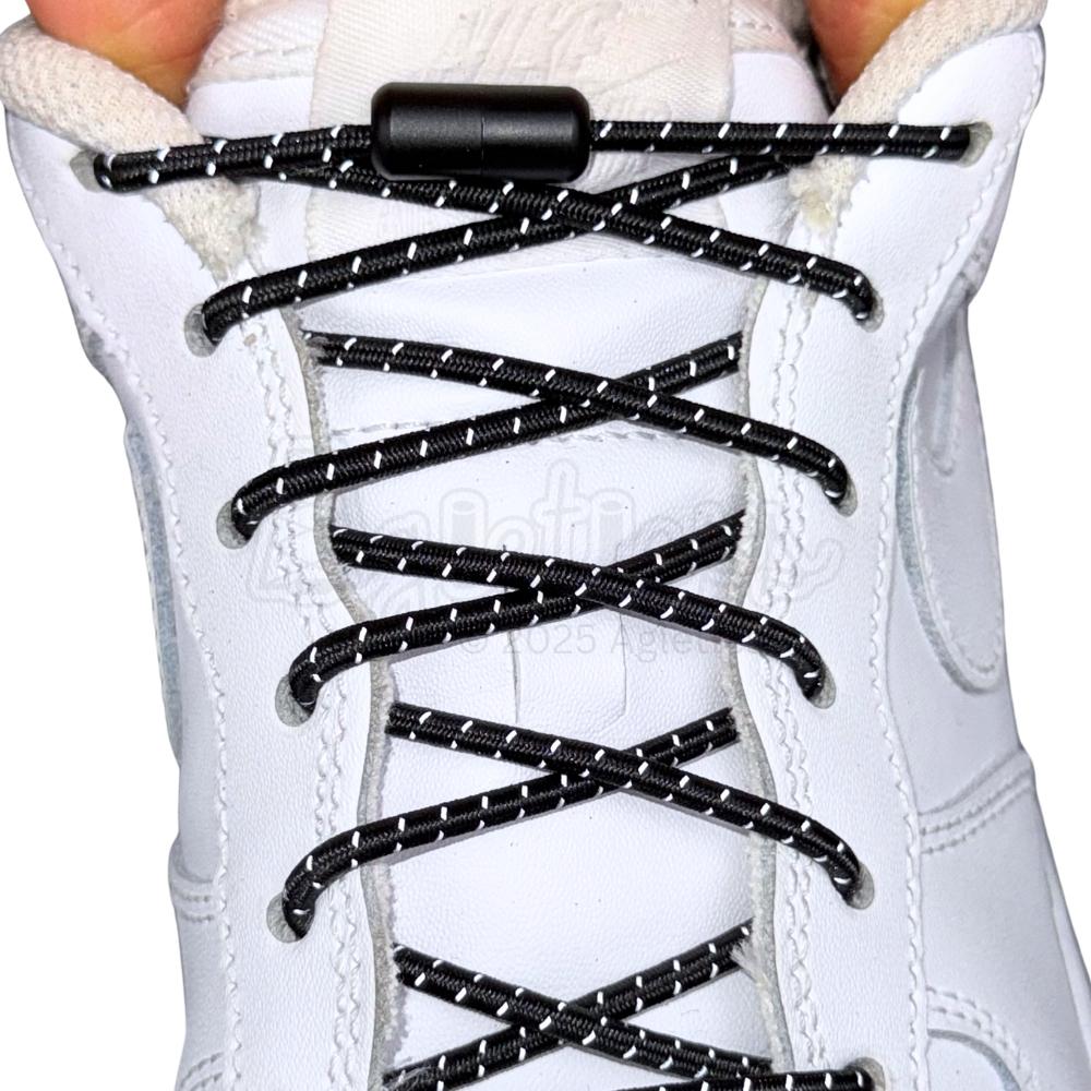 Elastische veters zonder strikken reflecterend 3mm capsule sluiting zwart met stretch uitgerekt