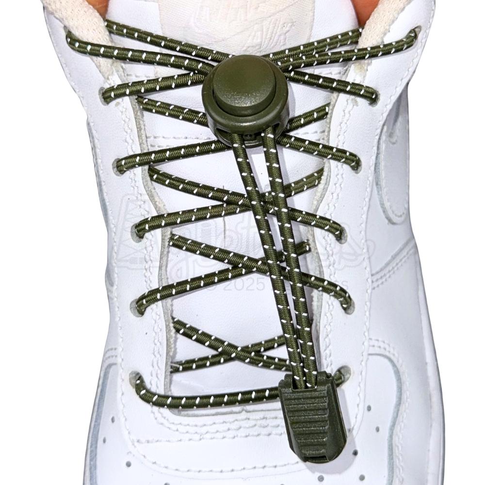 Elastische veters zonder strikken reflecterend 3mm lock sluiting mosgroen met stretch uitgerekt