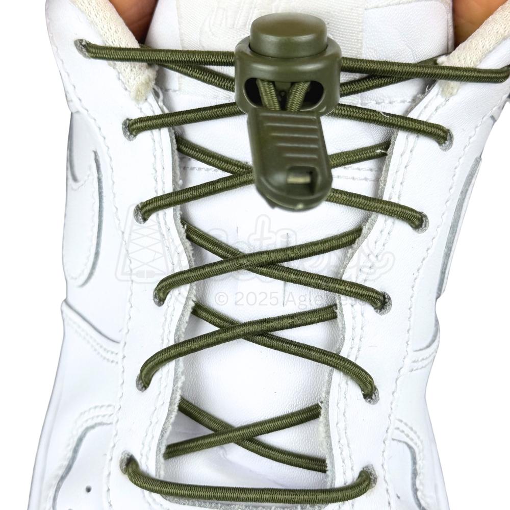 Elastische veters zonder strikken rond 3mm lock sluiting mosgroen met stretch uitgerekt