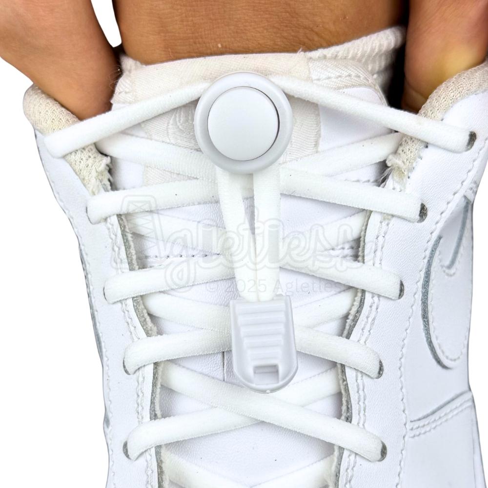 Elastische veters zonder strikken rond 5mm lock sluiting wit met stretch uitgerekt