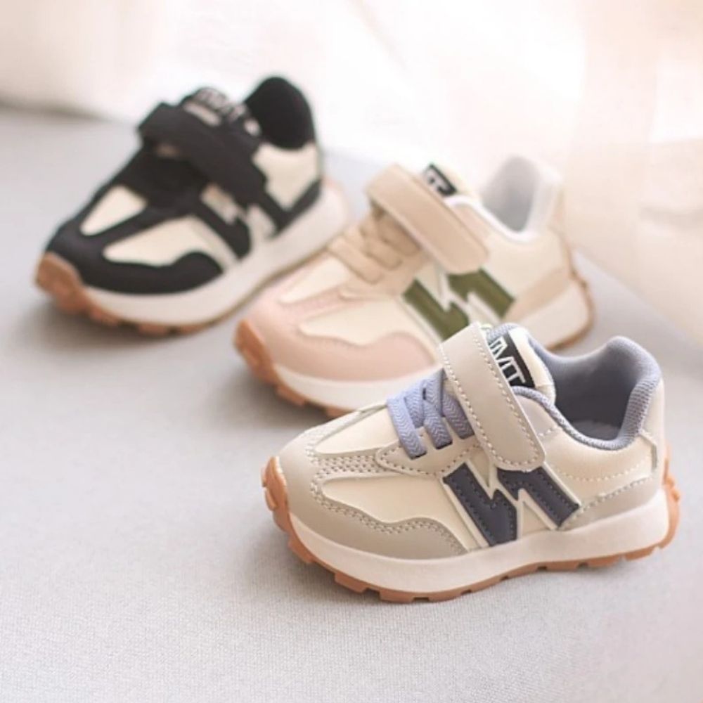 Hoe vallen new balance sneakers on sale