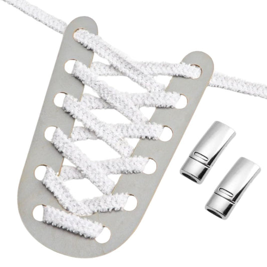 Witte fluffy platte elastische veters met magneetsluiting voor een stijlvolle en gemakkelijke look zonder strikken