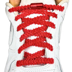 Elastische veters zonder strikken fluffy 7mm capsule sluiting rood met stretch uitgerekt