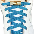 Elastische veters zonder strikken bling bling 6mm haak sluiting blauw met stretch uitgerekt