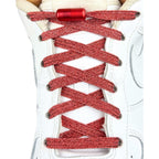 Elastische veters zonder strikken glitter 6mm capsule sluiting rood met stretch uitgerekt