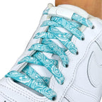 Elastische veters zonder strikken paisley 9mm magnetische sluiting turquoise wit geregen in witte Nike Air Force 1