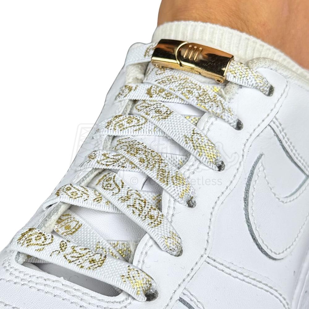 Elastische veters zonder strikken paisley 9mm magnetische sluiting wit goud geregen in witte Nike Air Force 1