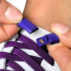 Elastische veters zonder strikken plat 7mm magnetische sluiting paars detailfoto van hoe de sluiting werkt