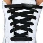 Elastische veters zonder strikken plat 9mm magnetische sluiting zwart met stretch uitgerekt