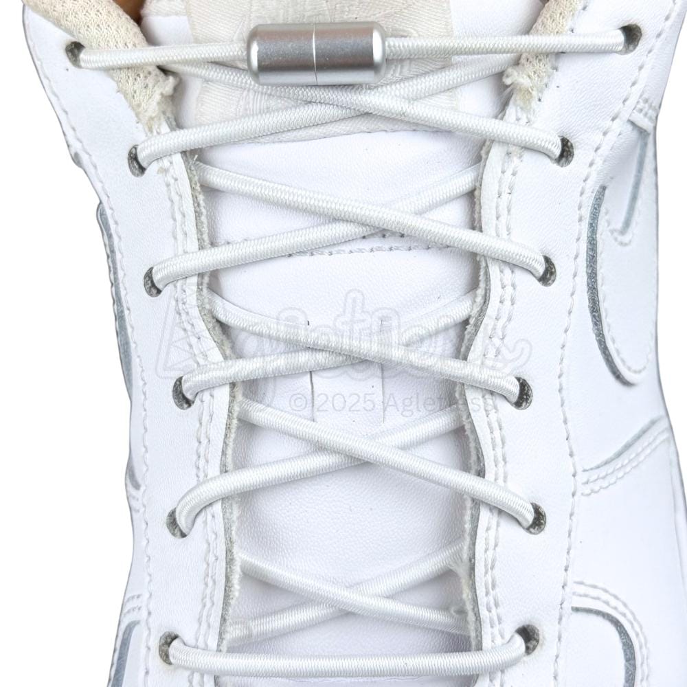 Elastische veters zonder strikken rond 3mm capsule sluiting wit met stretch uitgerekt