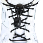 Elastische veters zonder strikken rond 3mm lock sluiting zwart met stretch uitgerekt