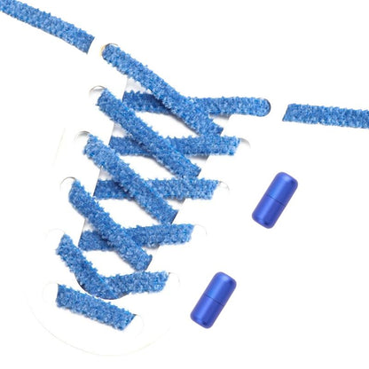 Koningsblauwe fluffy platte elastische veters met draaicapsule sluiting voor een diepe en comfortabele pasvorm zonder veterstrikken