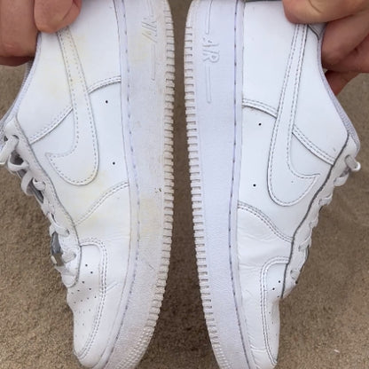 witte sneakers schoonmaken voor en na resultaat